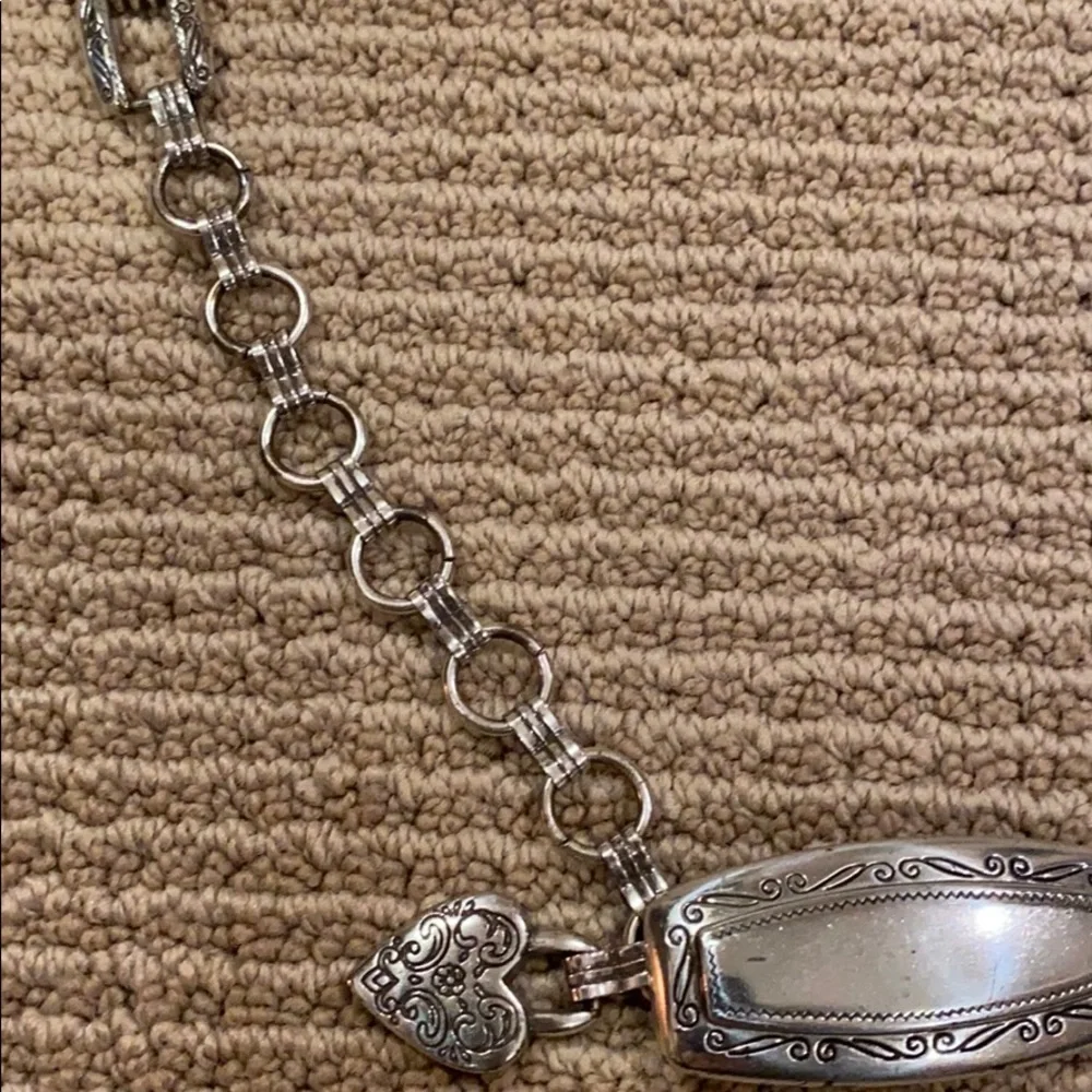 CHAIN BELT WITH BUCKLE AND HEART
